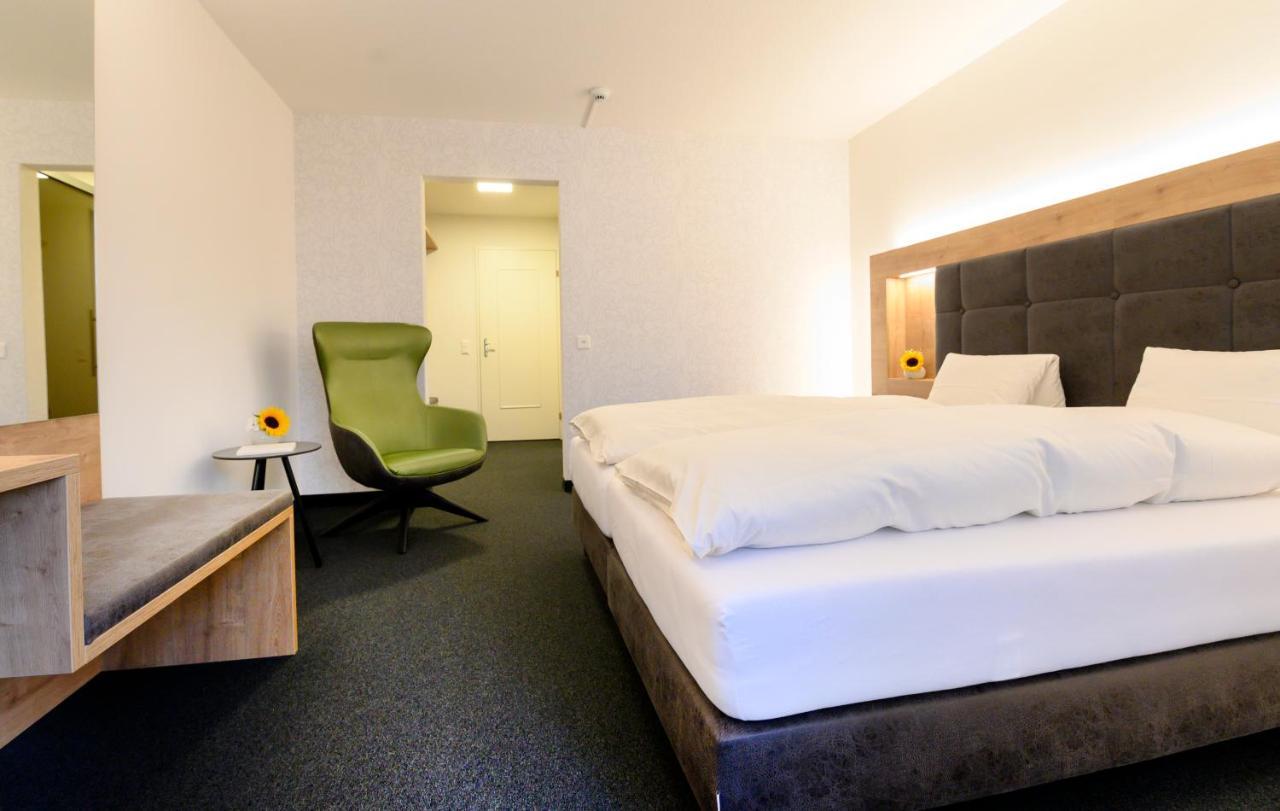 Romantik Hotel & Restaurant Sternen Kriegstetten Exteriör bild