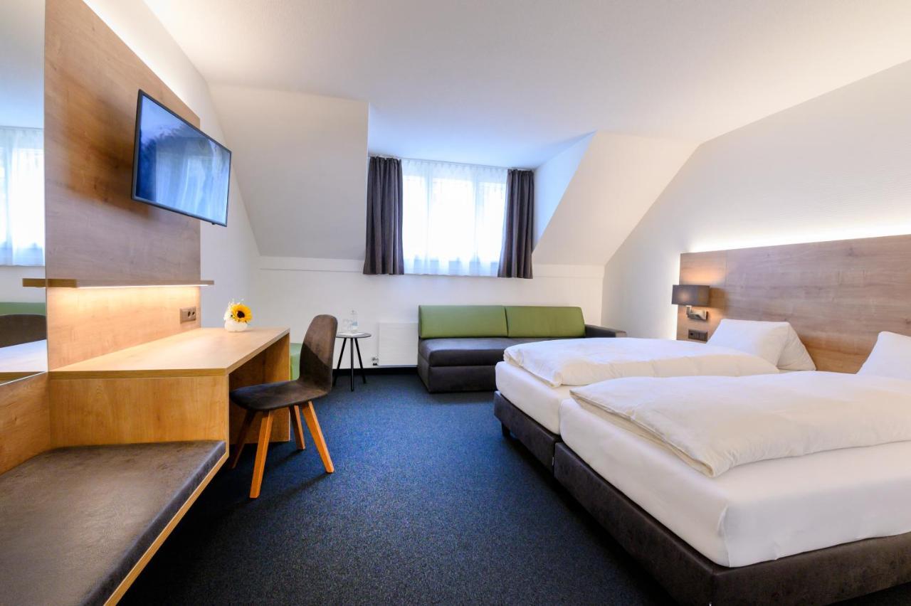 Romantik Hotel & Restaurant Sternen Kriegstetten Exteriör bild